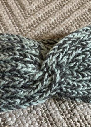 Пов'язка на голову ручної в'язки