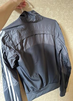 Спортивна кофта2 фото