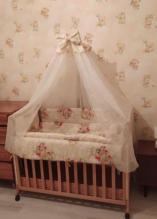 Набор в детскую кровать