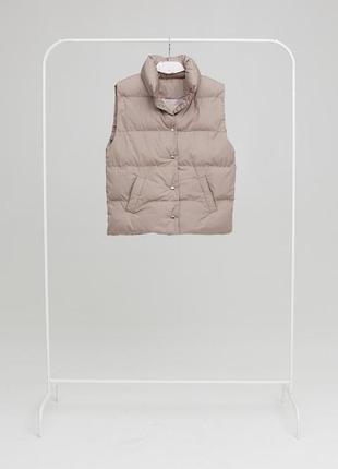 Жилетка женская безрукавка со съемным капюшоном цвет бежевый