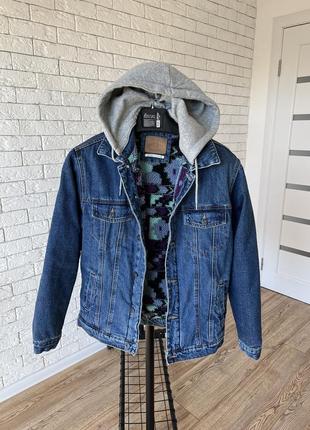 Pull&bear джинсова куртка утеплена хутром
