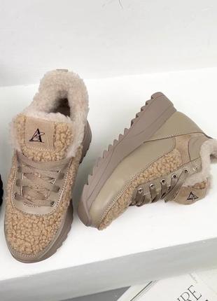 Крутезные зимние женские кроссовки с мехом teddy