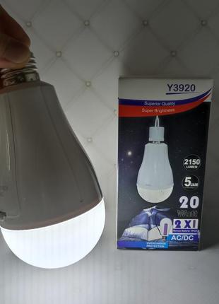 Светодиодная лампа с аккумулятором автономная аварийная 20w e27 лампочка с 2...