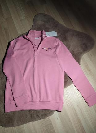 Трендовый свитшот на застежку молния