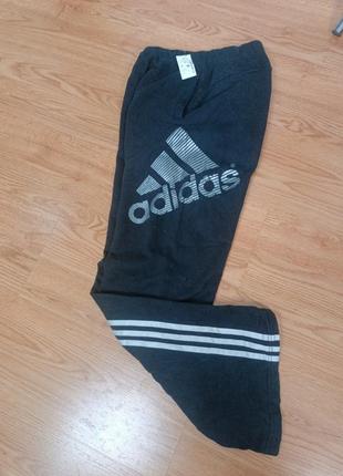 Спортивные брюки adidas