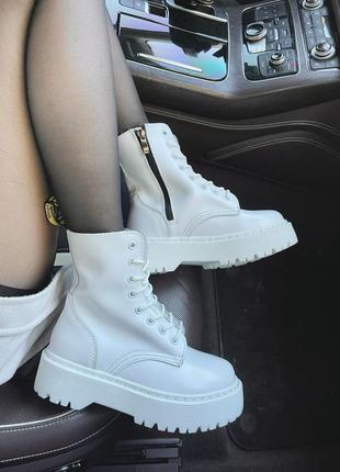 Білі черевики dr martens jadon platform leather натуральна шкіра