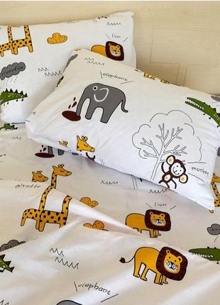 Полуторный комплект постельного белья. жирафы
