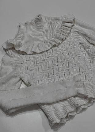 Светр білий