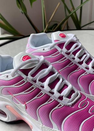Женские кроссовки nike air max plus pink fade cz7931-1007 фото