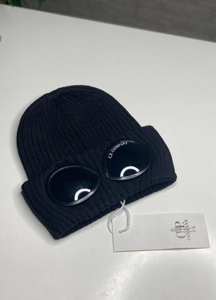 Шапка c.p. company чорна