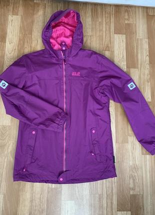 Куртка, ветровка “jack wolfskin”