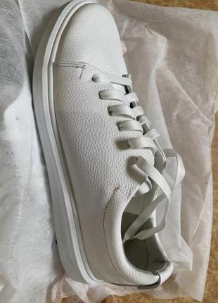 Белые кожаные кроссовки, кеды женские8 фото