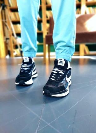 Мужские кроссовки nike vaporwaffle x sacai black white9 фото