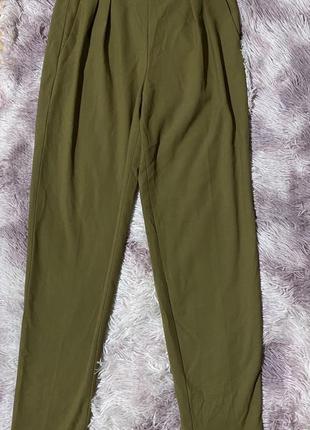Оливкові штани
