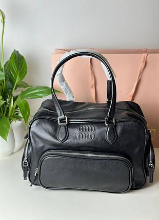 Кожаная сумка в стиле miu miu
