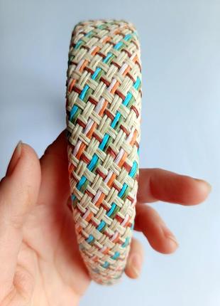 Объемный обруч на голову из переплетенных растительных нитей