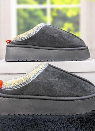 Тапочки-угги женские на меху серые 4638