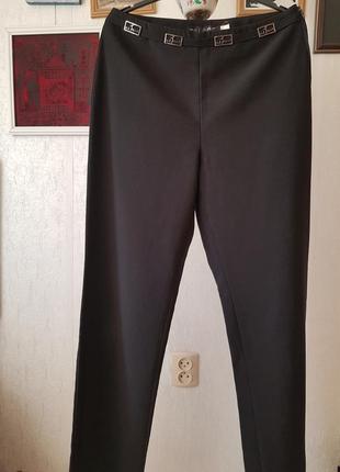 Качественные, комфортные брюки из плотной ткани