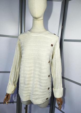Shein стильный кремовый свитер с контрастными пуговицами