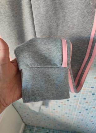 Спортивні штани adidas.4 фото