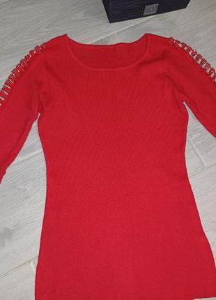 Кофта с нарядными рукавами