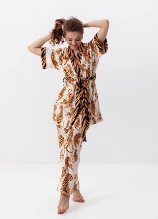 Комплект жіночий з плюшевого велюру штани та халат тигриця 3416_l 15949 l2 фото