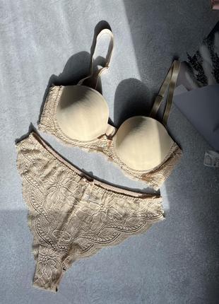 Комплект білизни 75в/м/38 simone perele