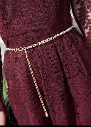 Ремень цепочка золотистая с белыми бусинами жемчужинами тонкий пояс пояс пасок на талию