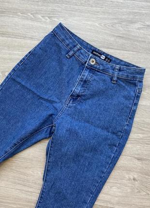 Стильные джинсы скинни высокая посадка mom skinny hight weist boohoo5 фото