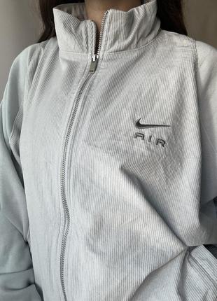 Nike бомер