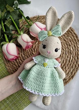 Неймовірна зайка