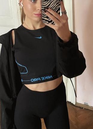 Спортивний топ nike