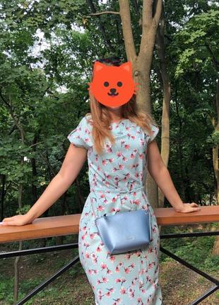 Легка літня сукня, розмір м (44)