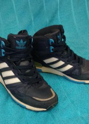 Зимние кроссовки adidas zx750
