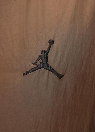 Бомбер jordan 3