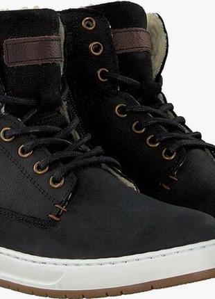 Кожаные утеплённые ботинки хайтопы bullboxer 35