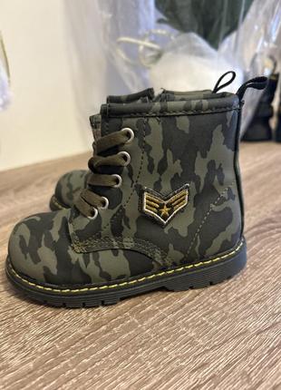 Зимние ботинки