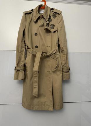 Трендовое  бежевое пальто red valentino оригинал