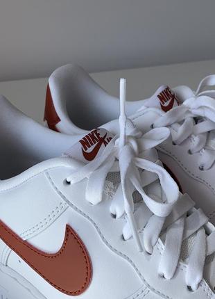 Оригинальні кросівки nike air force 1 ‘07 white/rugger orange blanc/orange brut dd8959-1156 фото