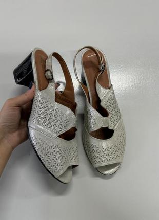 Серебряные кожаные босоножки jota