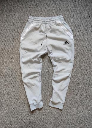Спортивні штани adidas сірі size m