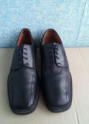 Шкіряні демісезонні чоловічі туфлі італійського люксового бренду gallus.