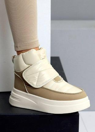 Стильные женские зимние дутики