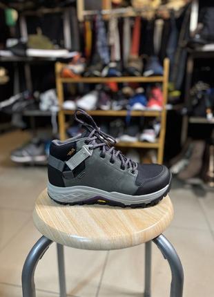 Ботинки teva