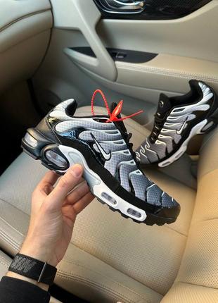 Женские кроссовки nike air max tn black white