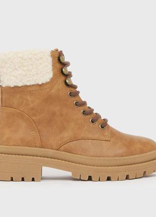 Осенние коричневые ботинки с мехом 39 размер