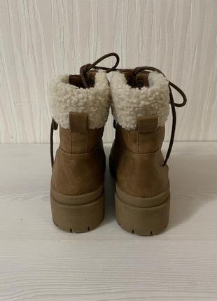 Осенние коричневые ботинки с мехом 39 размер
