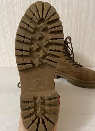 Осенние коричневые ботинки с мехом 39 размер