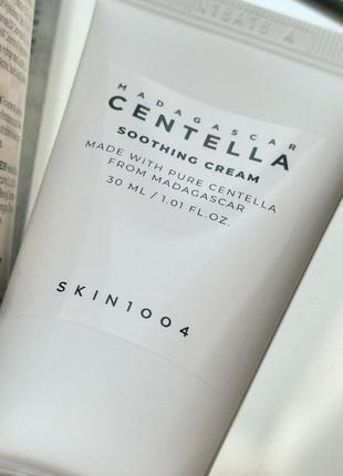 Зволожуючий гель-крем з центеллою skin1004 madagascar centella soothing cream