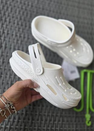 Новинка сабо Flat crocs grid clog
white blanc